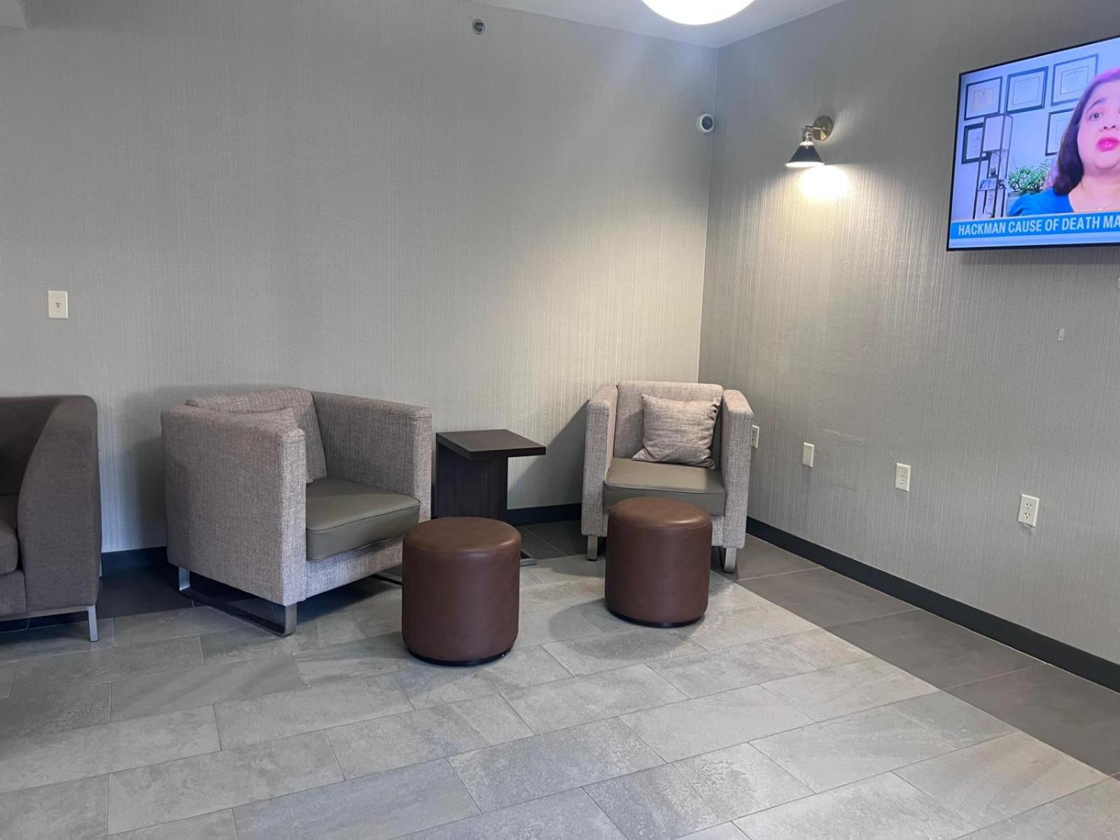 Wingate By Wyndham Clearfield Hotell Exteriör bild